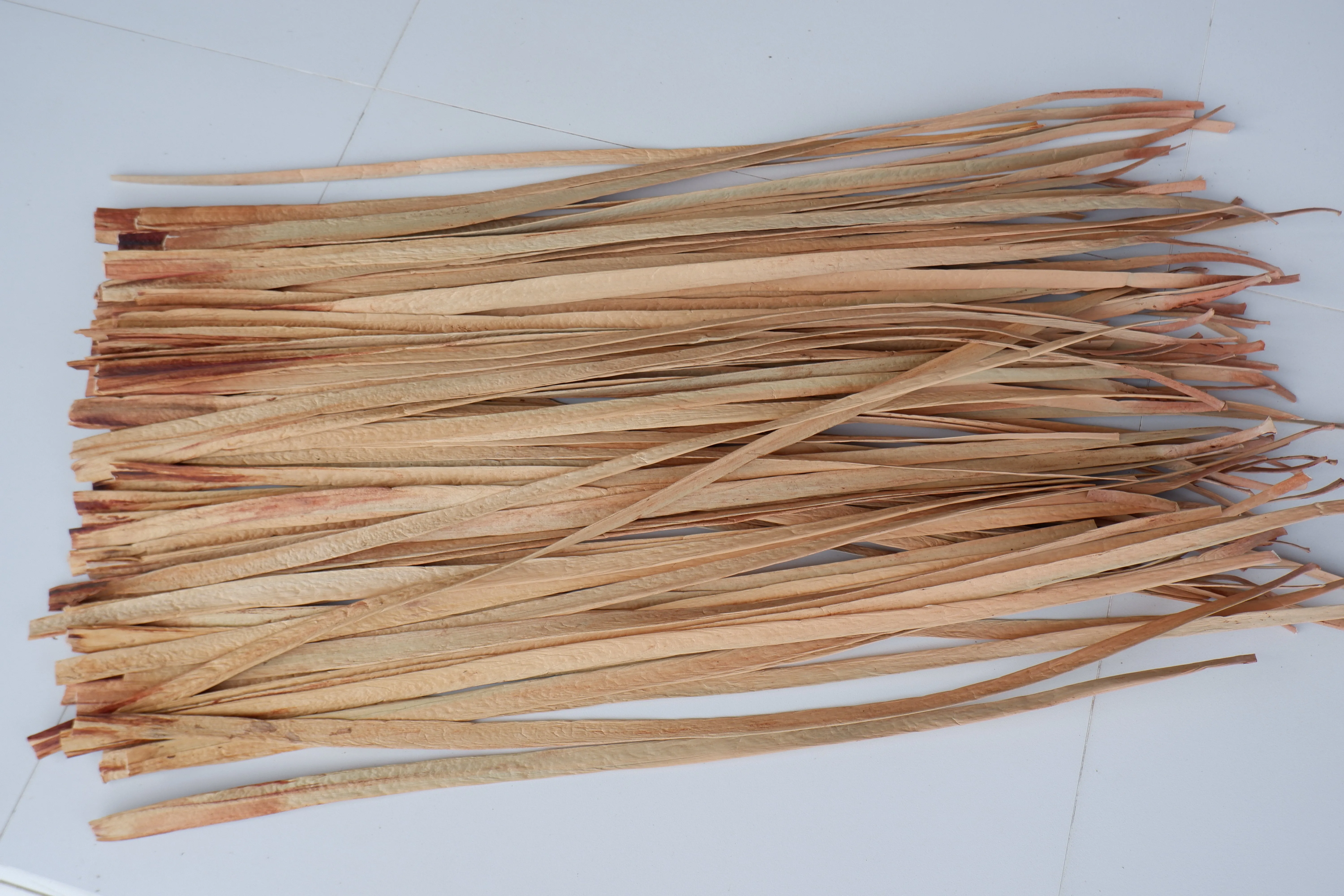 100pcs dry water hyacinth raw , garden rope, rope for weaving, natural rope for furniture