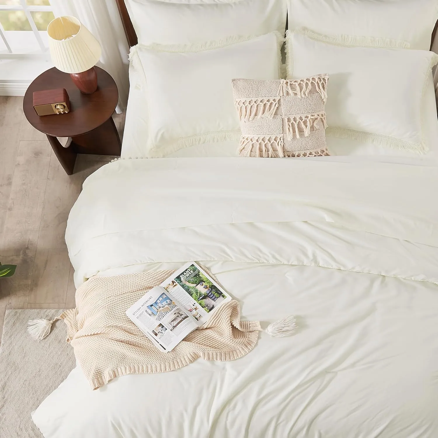 Andency Ivory Queen Size Comforter Set with Sheets - 7 Pieces Boho Tassel Bed in a Bag Soft Lightweight Bedding Sets, Ivory Fringe Bed Set with Comforter, Sheets, Pillowcases & Shams