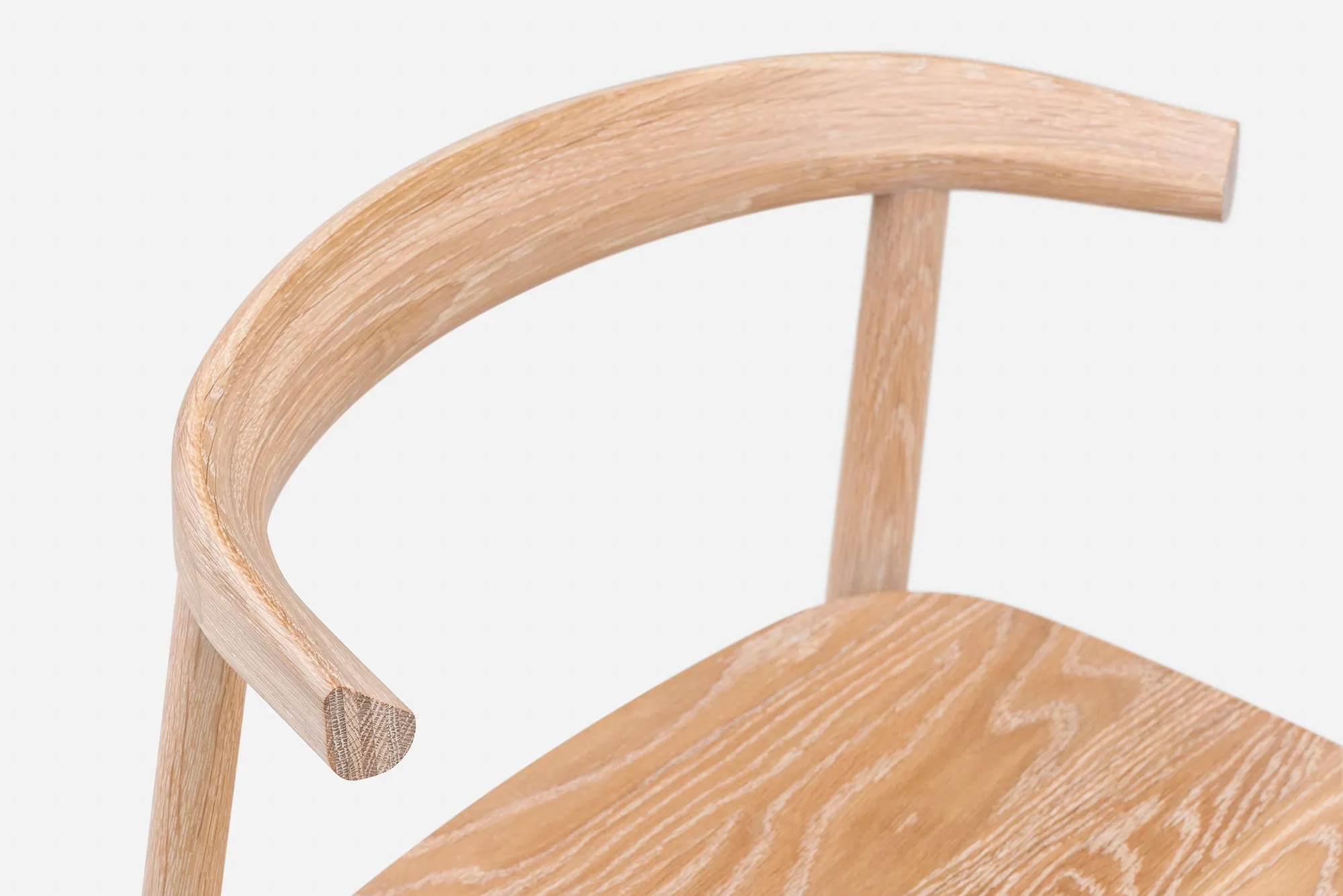 ANDO CHAIR