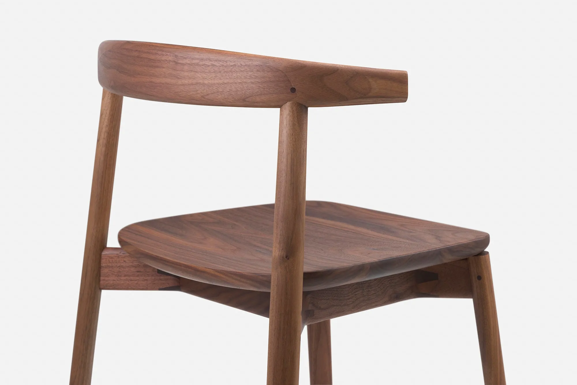 ANDO CHAIR