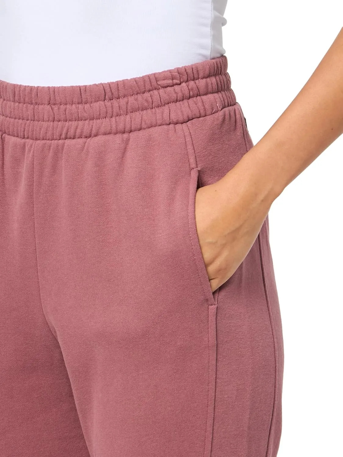 Andrew Marc Women's Mid Rise Pleated Ankles Fleece Bottoms