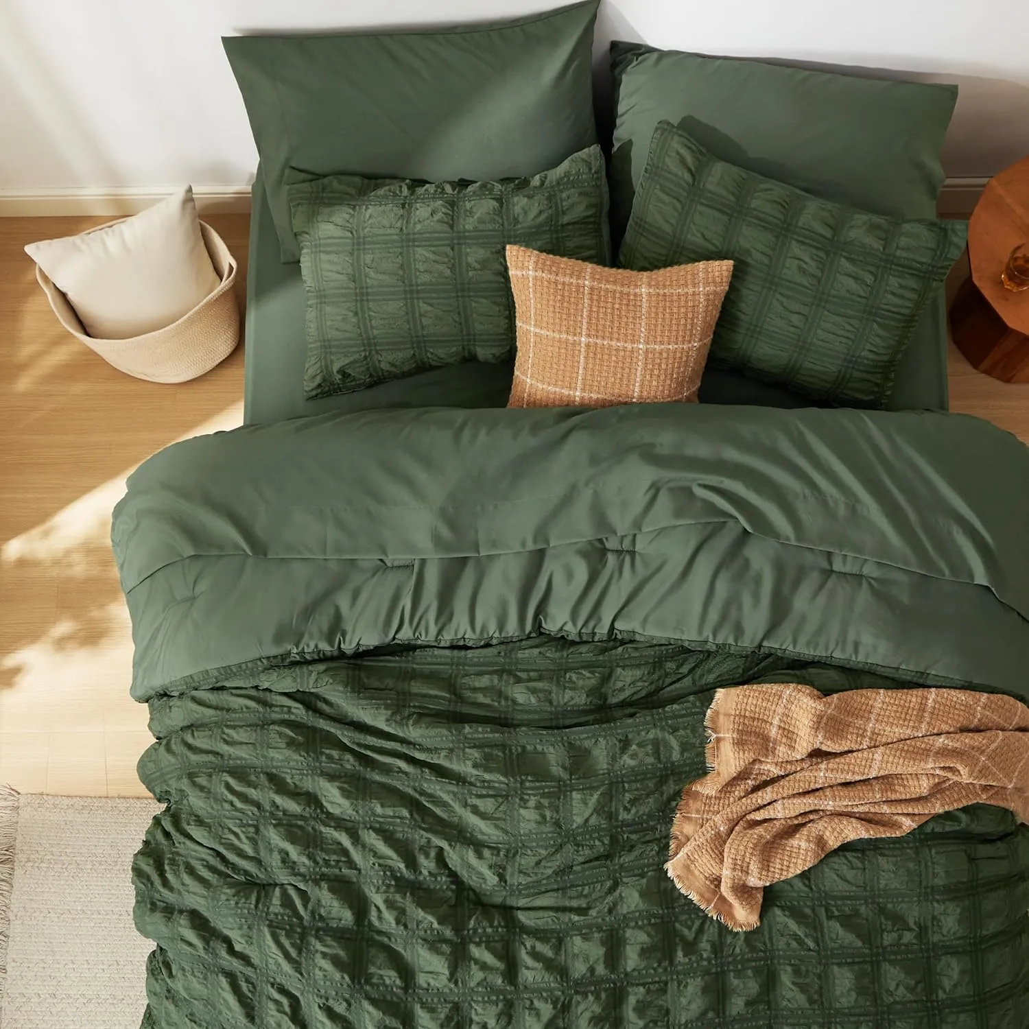Bedsure Bed in a Bag Queen - 7 Pieces Plaid Seersucker Bedding Comforter Sets, Soft Lightweight Olive Green Boho Bed Set with Comforters Queen Size, Sheets, Pillowcases & Shams
