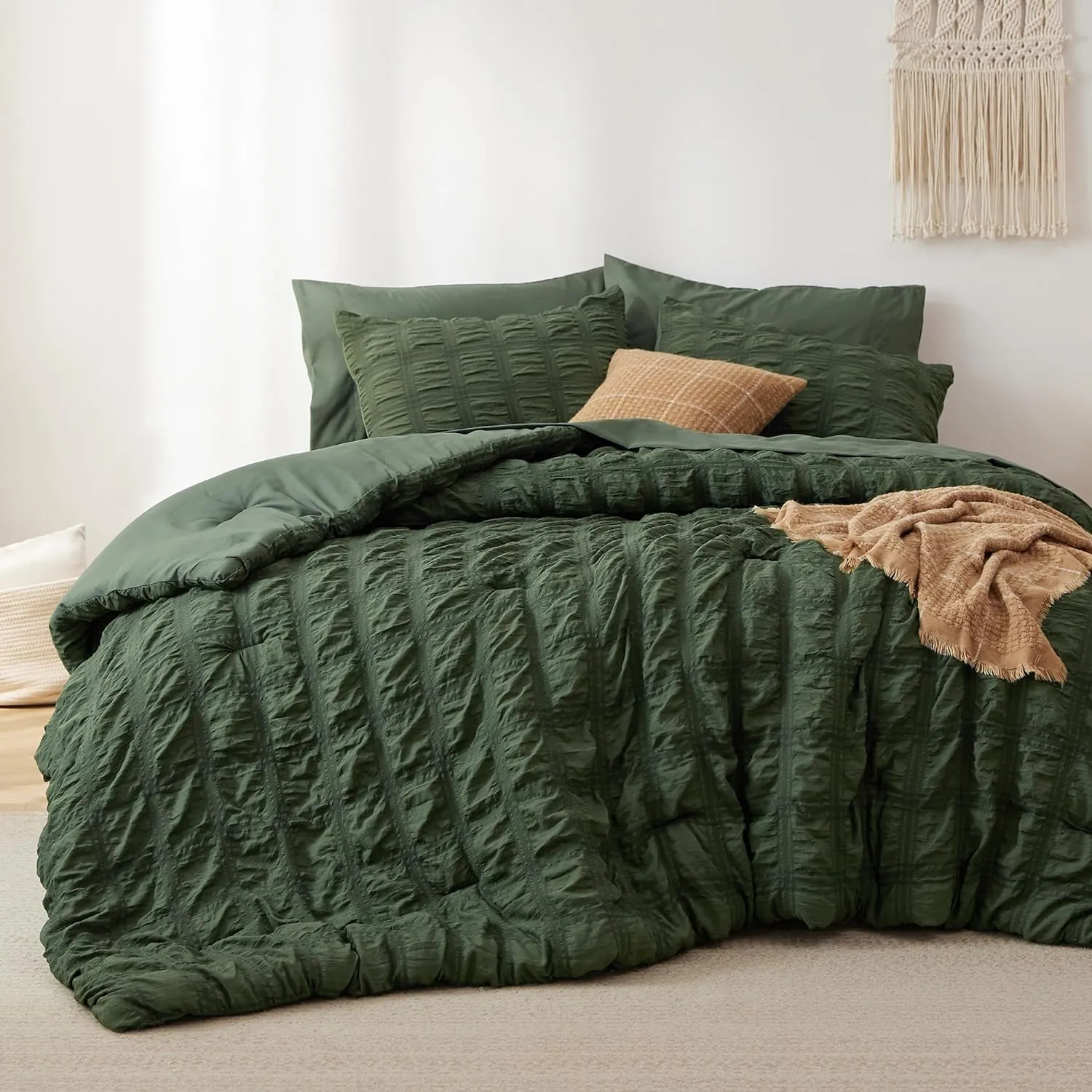 Bedsure Bed in a Bag Queen - 7 Pieces Plaid Seersucker Bedding Comforter Sets, Soft Lightweight Olive Green Boho Bed Set with Comforters Queen Size, Sheets, Pillowcases & Shams