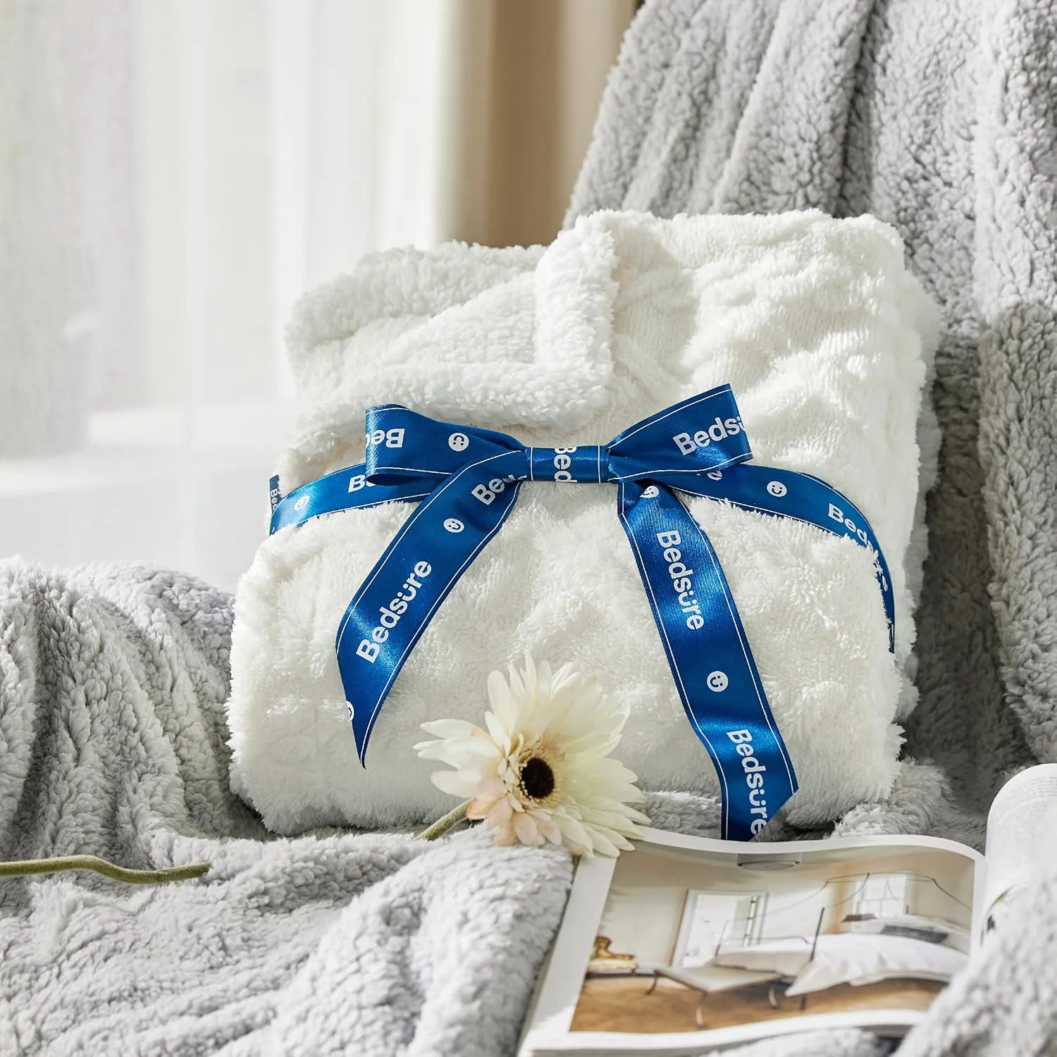 Bedsure Sherpa Queen Size Blanket for Bed - Fleece Soft Cozy Fuzzy Cable Blankets for Women, Thick Warm for Winter and All Seasons, Cream, 90x90 Inches