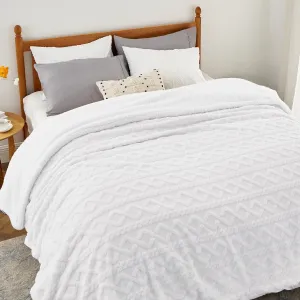 Bedsure Sherpa Queen Size Blanket for Bed - Fleece Soft Cozy Fuzzy Cable Blankets for Women, Thick Warm for Winter and All Seasons, White, 90x90 Inches