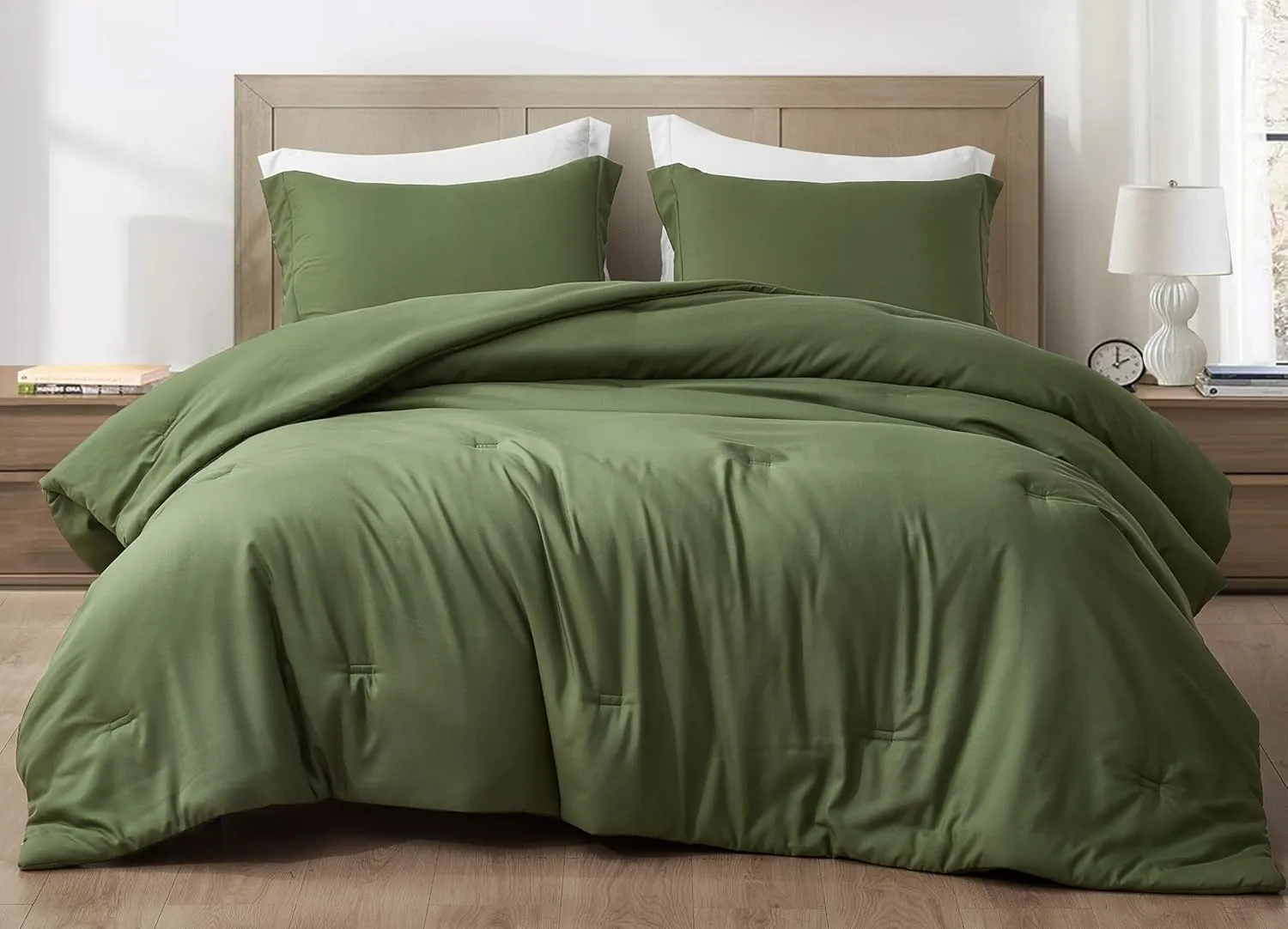Chezmoi Collection Cliff 3-Piece Lightweight Cooling Comforter Set, Oversized King - Rayon Derived from Bamboo & Polyester Blended, Soft Breathable Bedding for Hot Sleepers, Olive Green