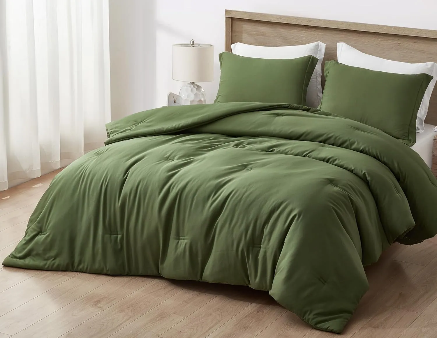 Chezmoi Collection Cliff 3-Piece Lightweight Cooling Comforter Set, Oversized King - Rayon Derived from Bamboo & Polyester Blended, Soft Breathable Bedding for Hot Sleepers, Olive Green