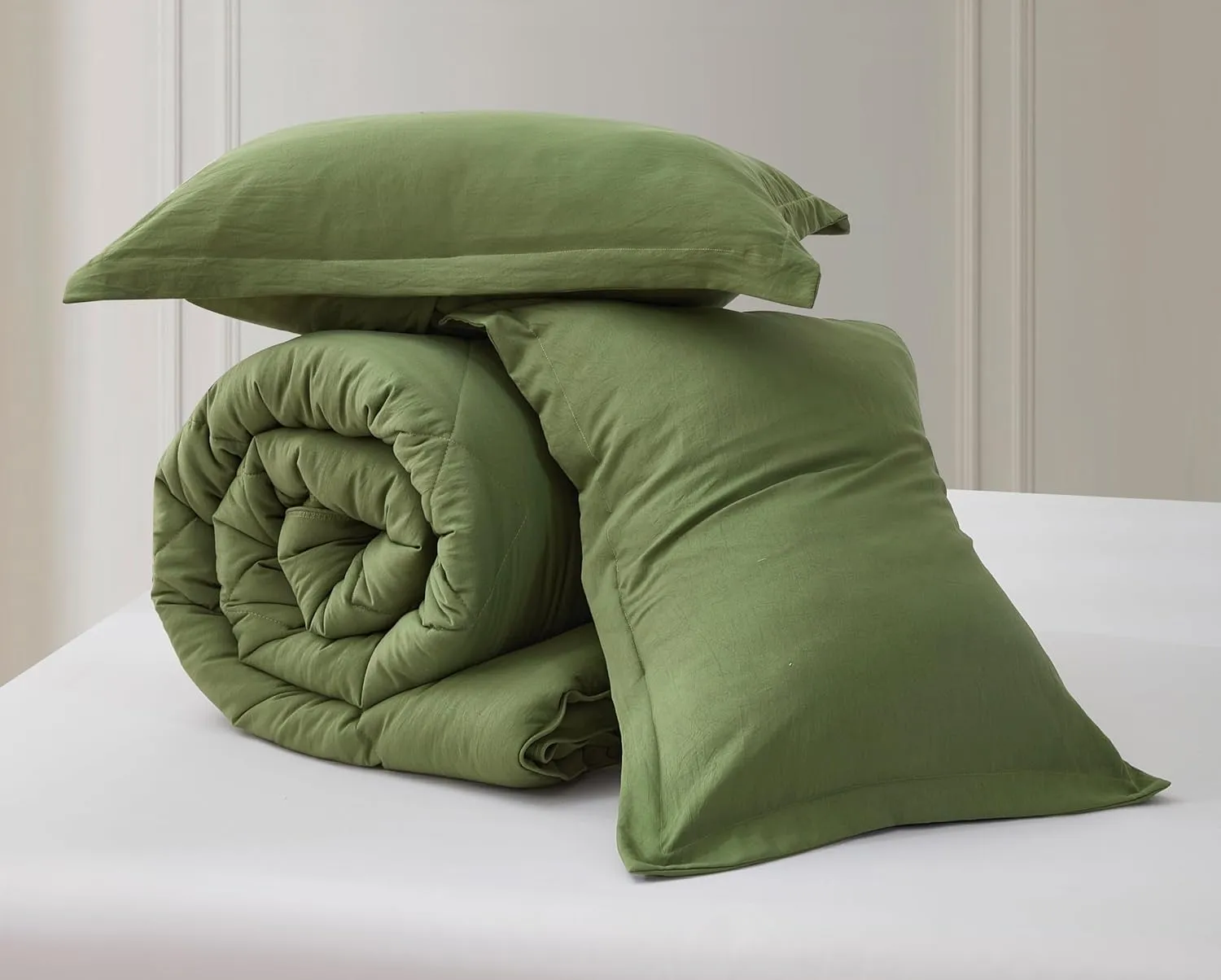 Chezmoi Collection Logan Olive Green Comforter Set King Size 3-Piece Soft Lightweight Stone-Washed Microfiber Comforter Set for All Season (1 Comforter 104x92, 2 Shams)