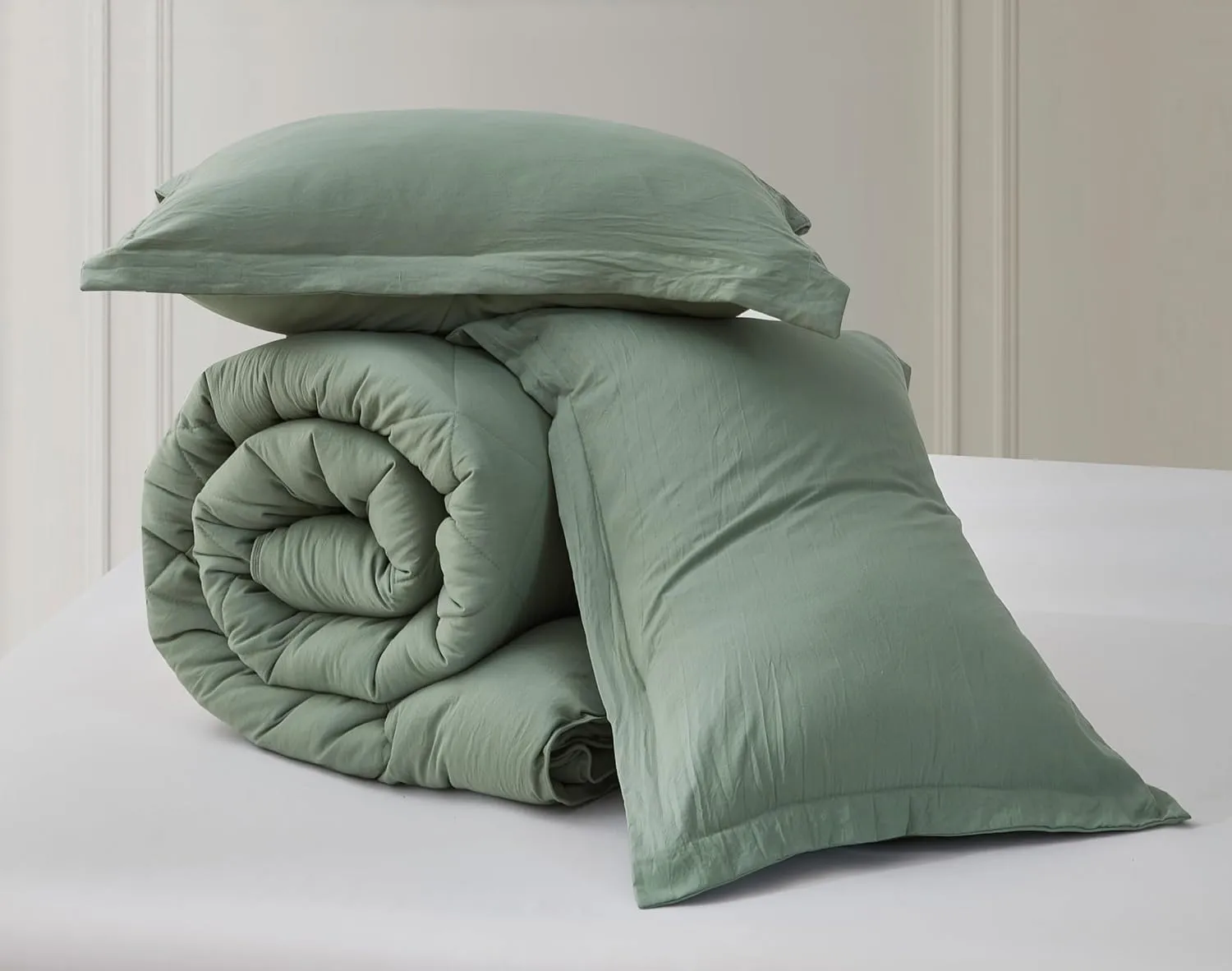 Chezmoi Collection Logan Sage Green Comforter Set Queen Size 3-Piece Soft Lightweight Stone-Washed Microfiber Comforter Set for All Season (1 Comforter 90x92, 2 Shams)