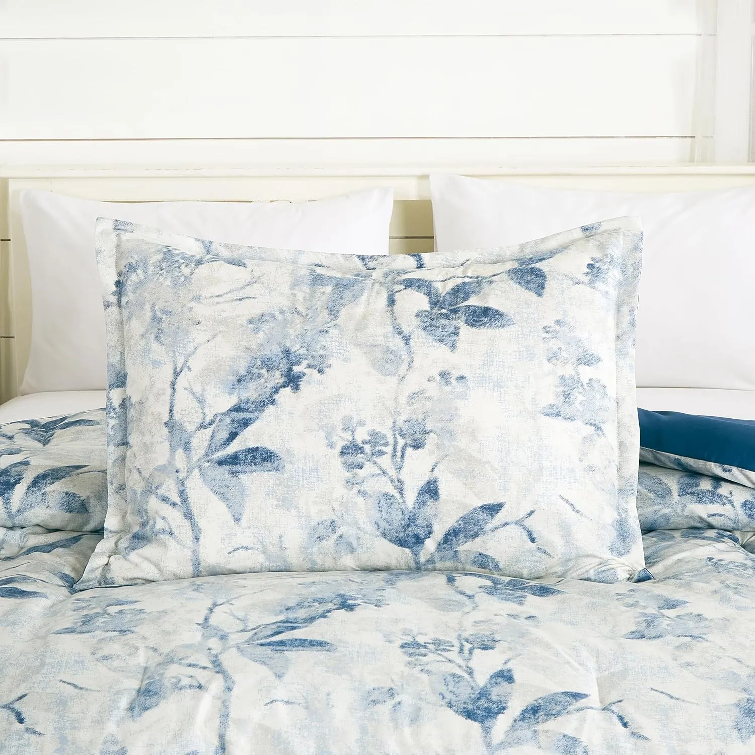 Chezmoi Collection Monica 3-Piece Boho Floral Comforter Set, Queen - Blue Gray White Tropical Flower Textured Printed Microfiber Lightweight Bedding Set