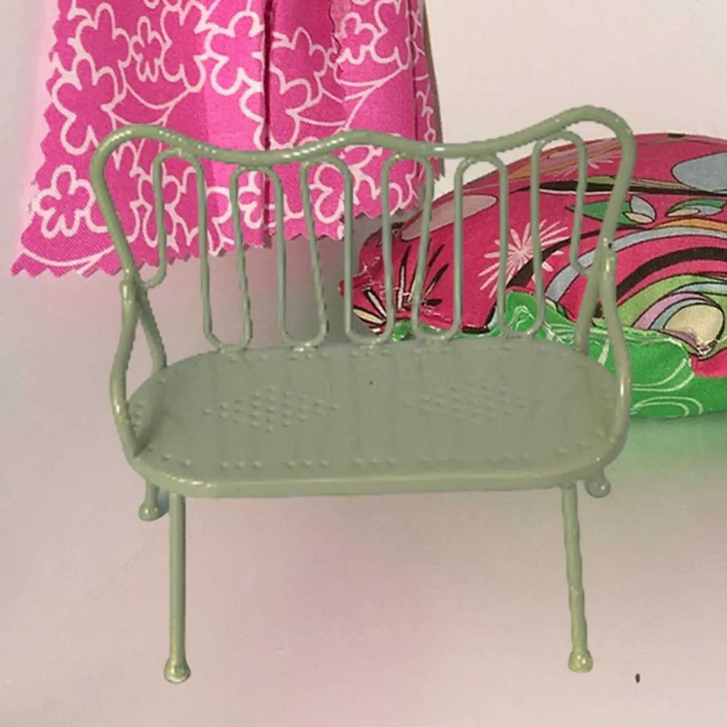 Children's Double Miniature Chair for Dollhouse Scenes, Green