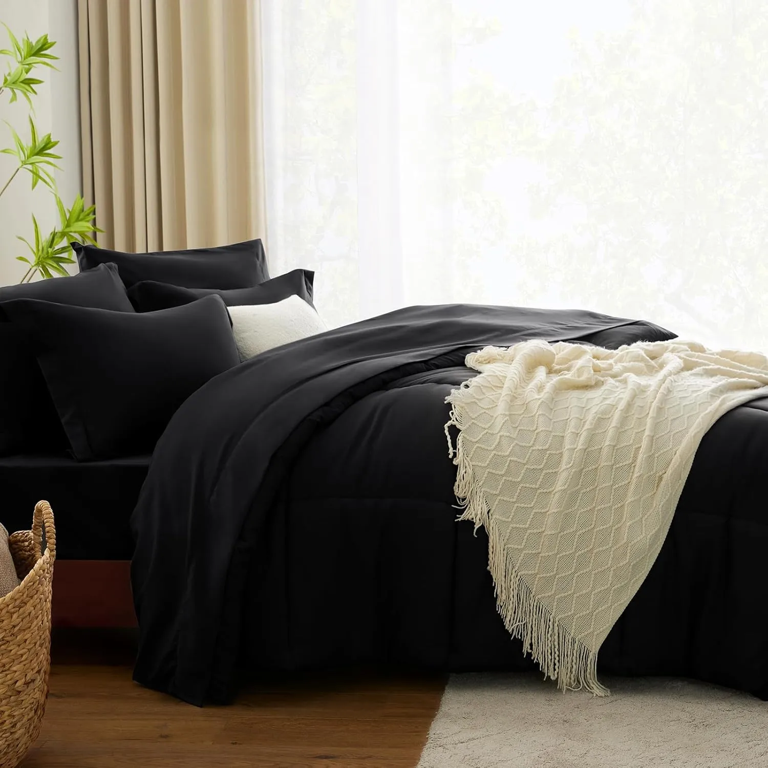 CozyLux Queen Comforter Set - 7 Pieces Bed in a Bag Set Black Queen, Complete Bedding Sets Bed Set for All Season with Comforter, Flat Sheets, Fitted Sheet, Pillowcases & Shams
