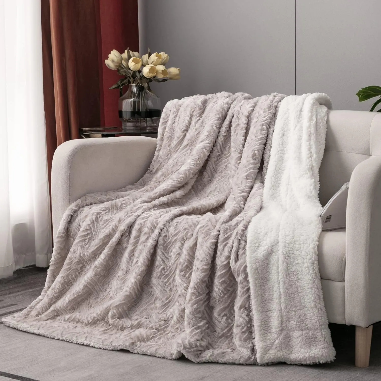 DaDa Bedding Lavender Grey Faux Fur Throw Blanket - Dreamy Geometric Embossed Sherpa Backside - Super Soft Warm Cozy Plush Fluffy - 50" x 60"