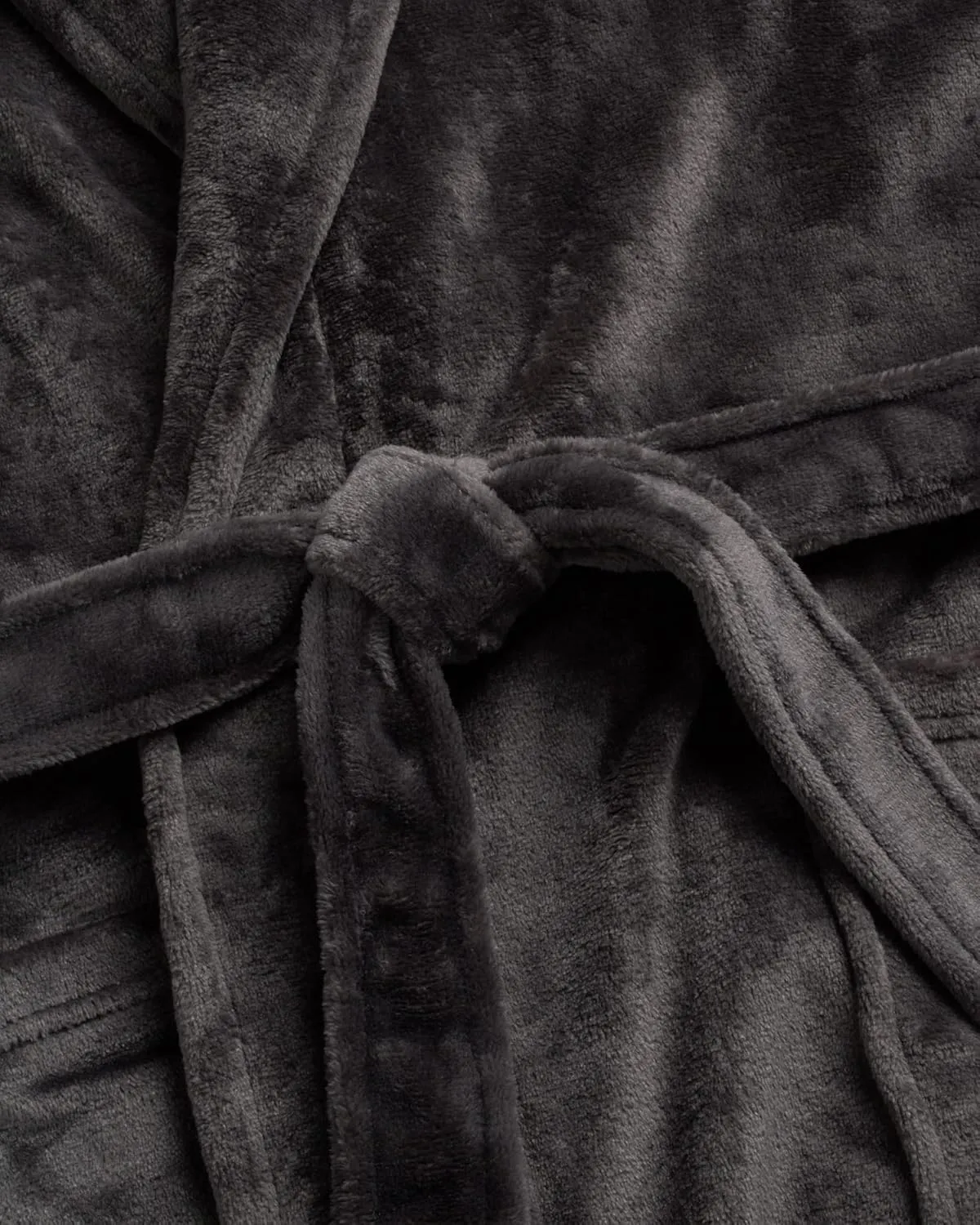 Eddie Bauer Plush Bath Robe for Men - Soft Fleece Plush Luxury Spa Men's Bathrobe | Mens Robe with External Pockets and Belt