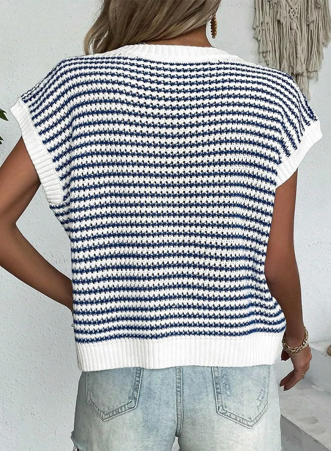 EVALESS Women's Sweater Vest Striped Pullover Tank Top Round Neck Cap Sleeve Lightweight 2025 Summer Casual Clothes