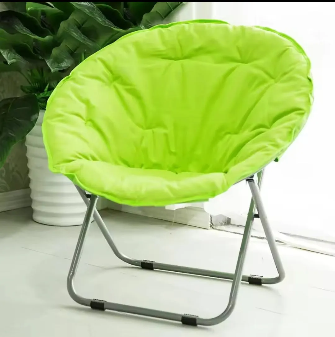 Foldable moon chair