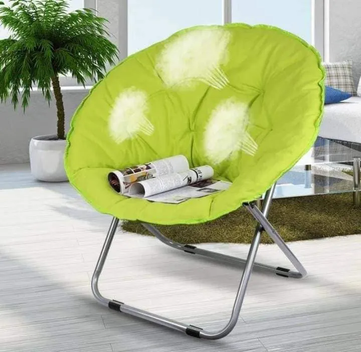 Foldable moon chair