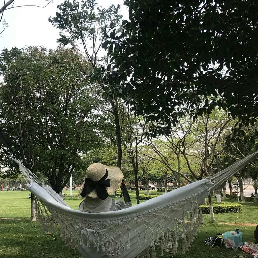 Hammocks for Outside Outdoor Garden Hammock Tassel Canvas Swing Chair Hanging Bed Hiking Camping Foldable Hammocks Easy to Store Hammock Camping, 200*150cm, White