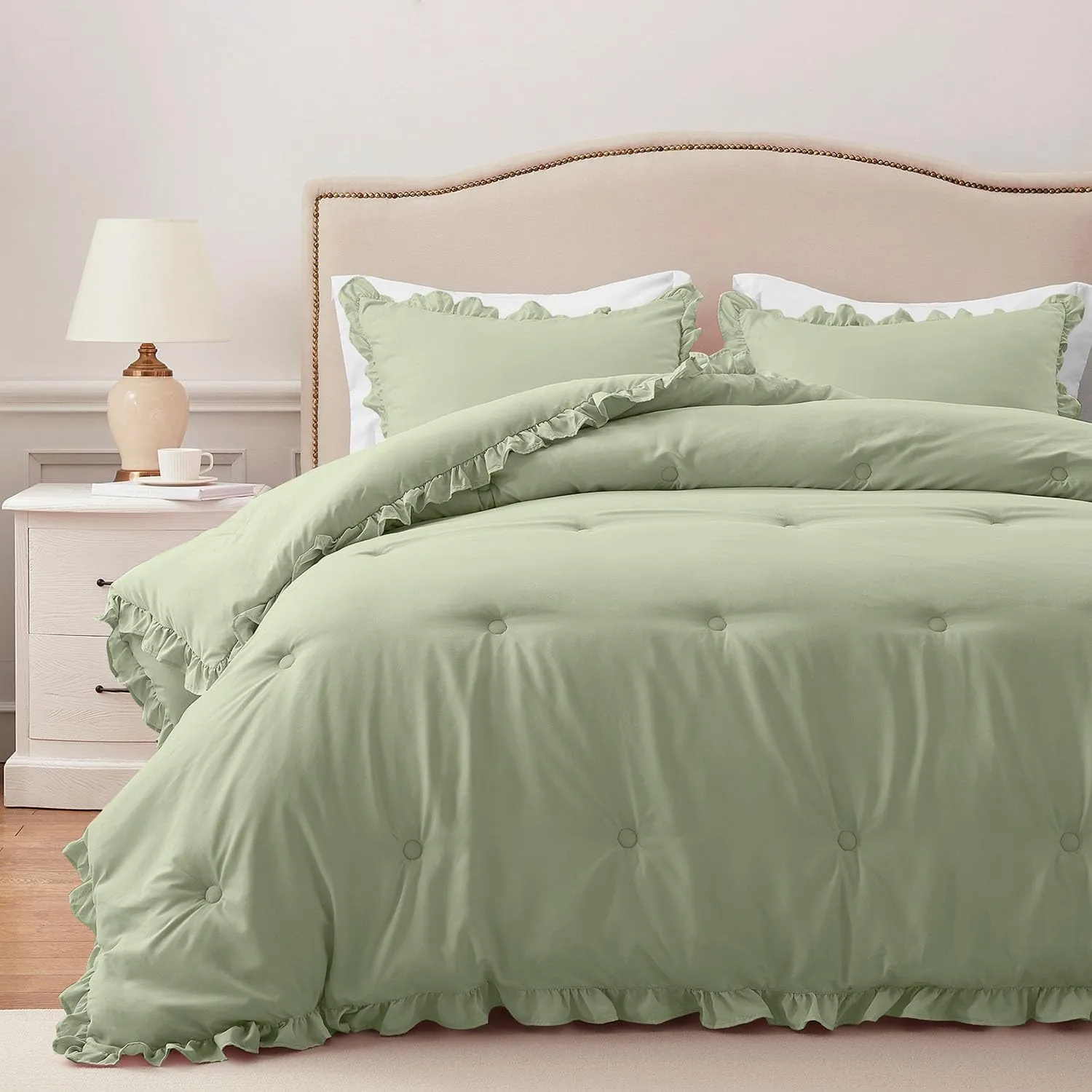 HARBOREST King Comforter & Pillow Shams - Green, Fluffy King Size Bedding for All Seasons, Shabby Chic 3-Piece Set