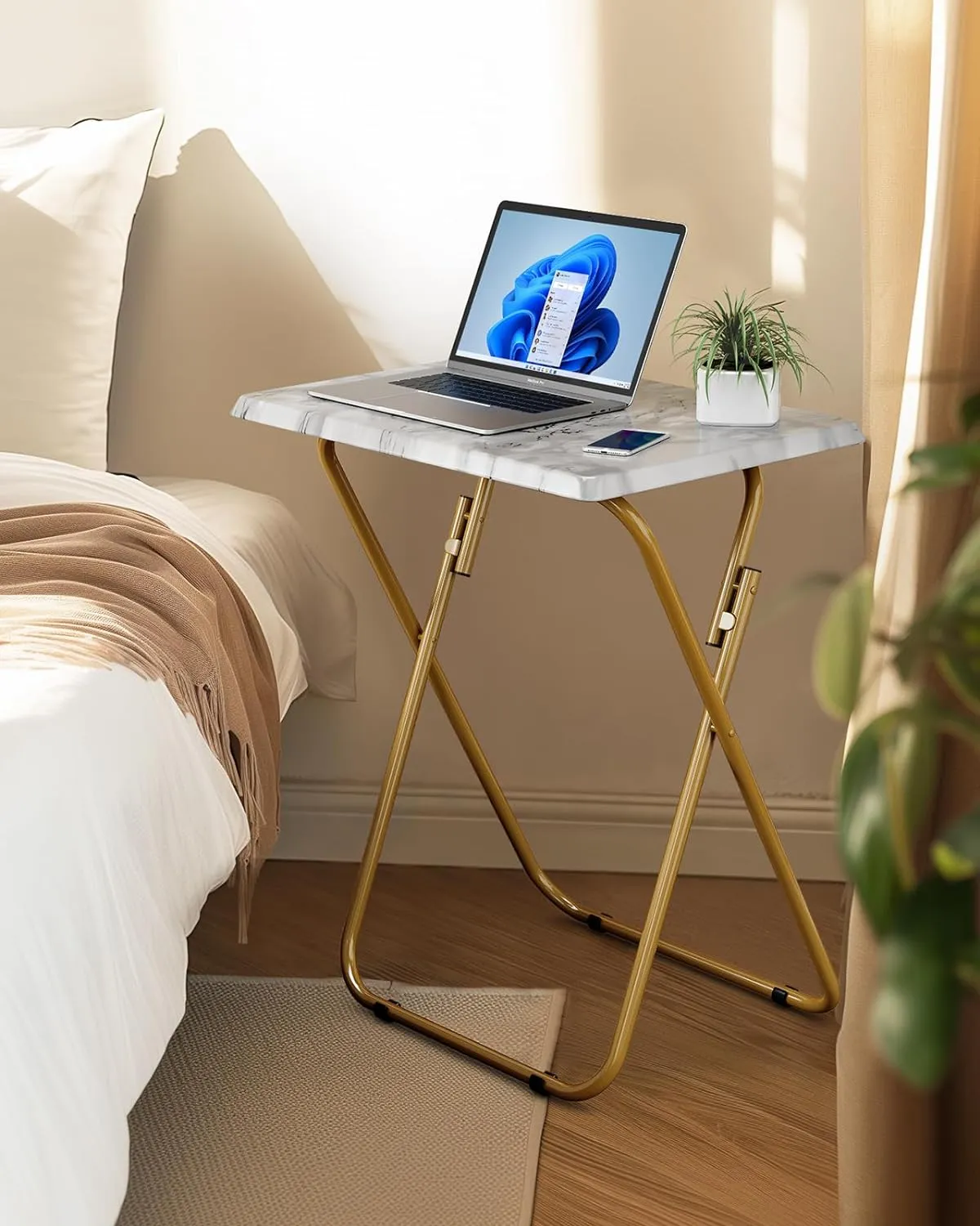 HUANUO Folding TV Tray Table -Stable Tray Table with No Assembly Required, TV Dinner Tray for Eating, Foldable Snack Tables for Bed & Sofa (Marbling)