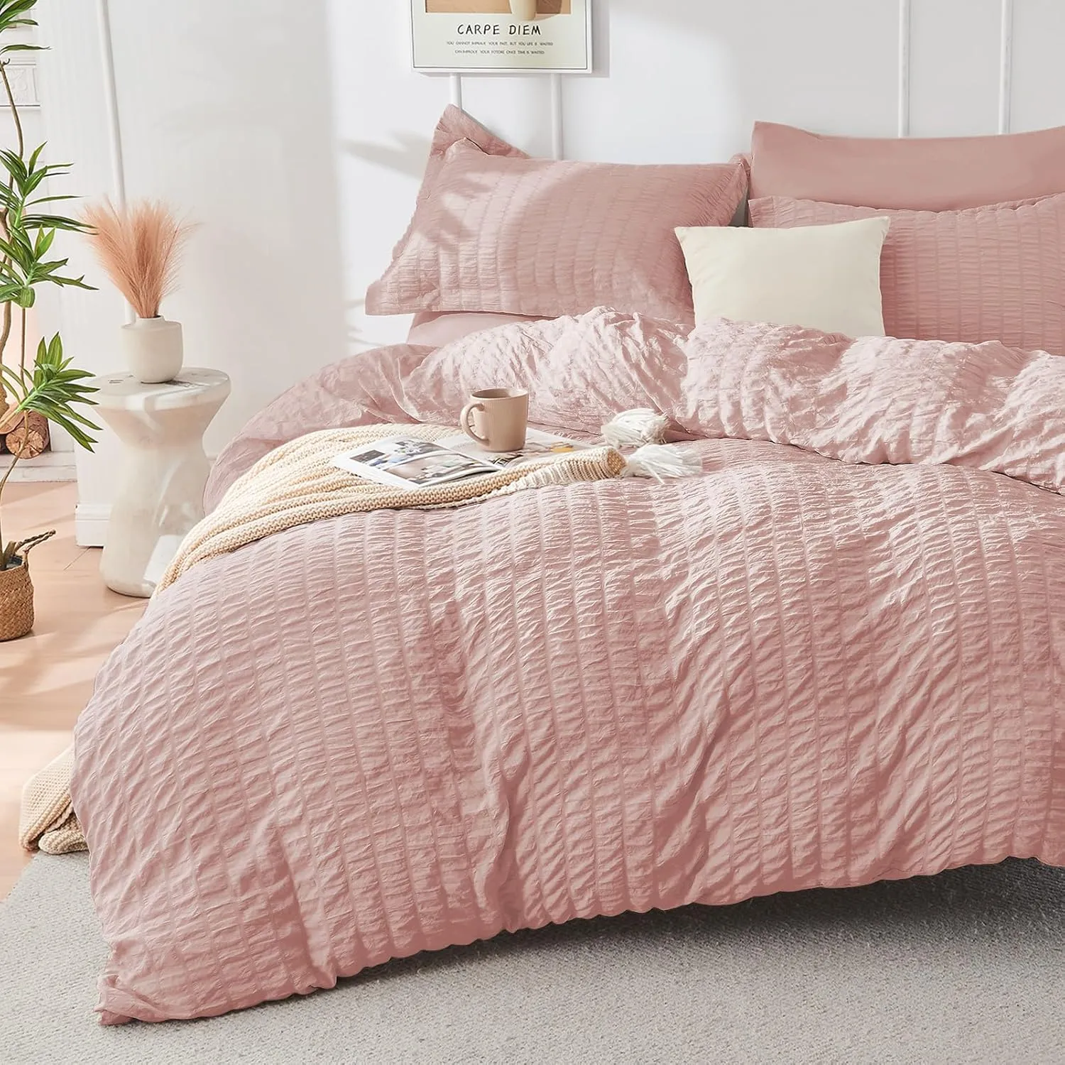 HYMOKEGE Rose Gold Queen Comforter Set Seersucker 7 Pieces, All Season Luxury Bed in a Bag for Bedroom, Bedding Set with Comforters, Sheets, Pillowcases & Shams
