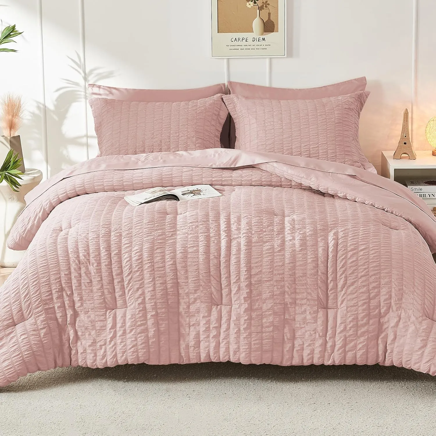 HYMOKEGE Rose Gold Queen Comforter Set Seersucker 7 Pieces, All Season Luxury Bed in a Bag for Bedroom, Bedding Set with Comforters, Sheets, Pillowcases & Shams