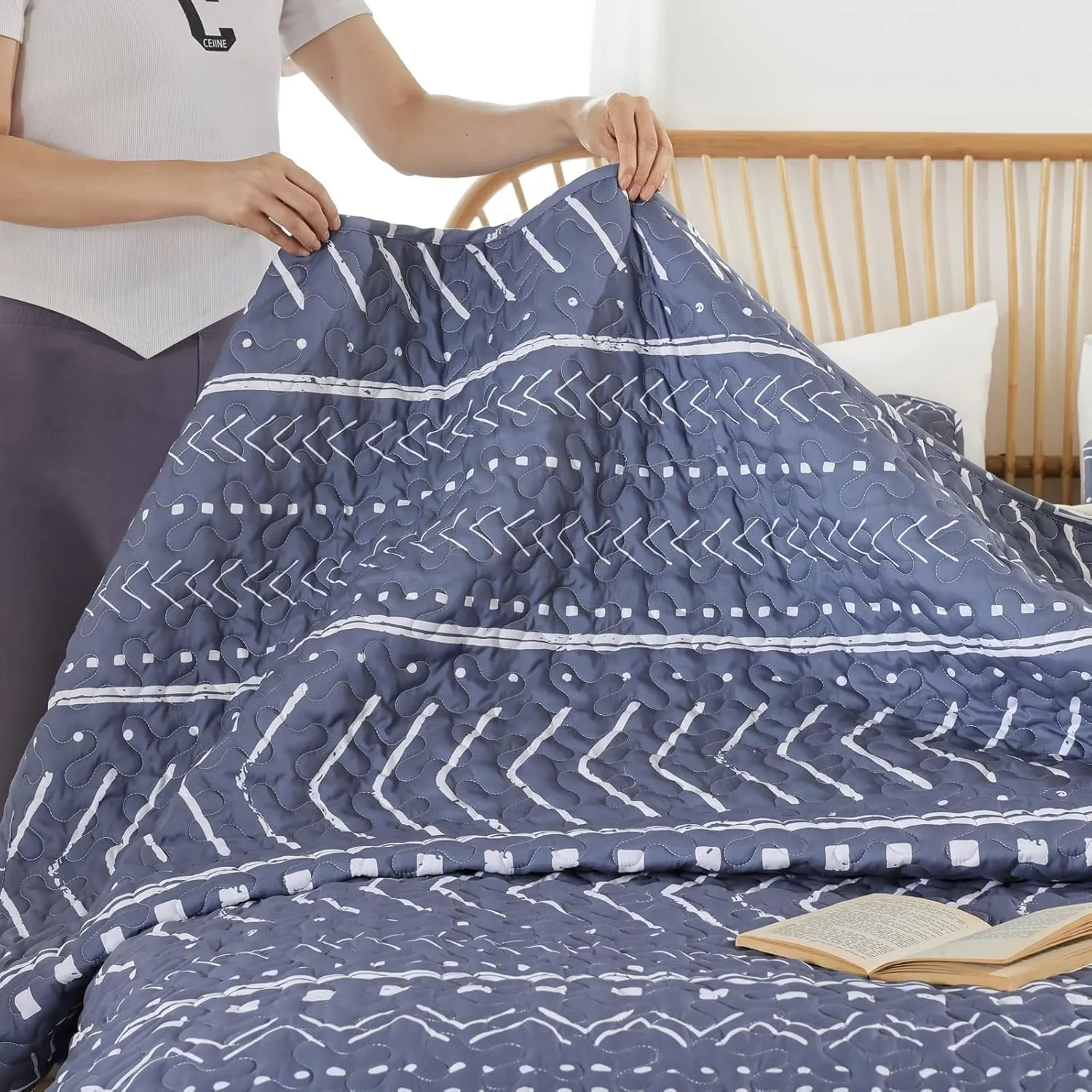 JANZAA Queen Quilt Set 3 PCS, Microfiber Boho Bedspread Set Reversible Coverlet Set with Pillow Cases for All Season (Bluish Greyjihe, Queen)…