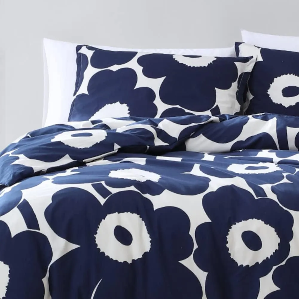MARIMEKKO - Queen Comforter Set, Cotton Bedding with Matching Shams, Lightweight Home Decor for All Seasons (Unikko Indigo, Queen)