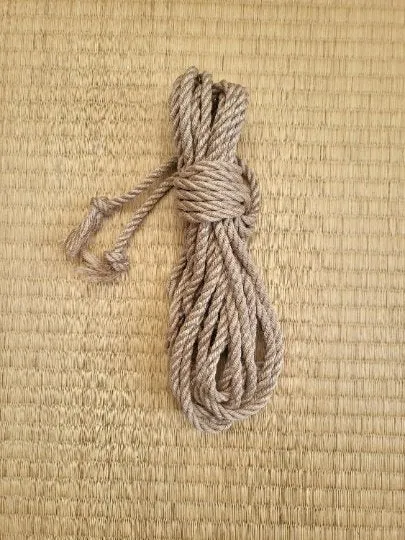 Natural- Fully treated jute shibari rope
