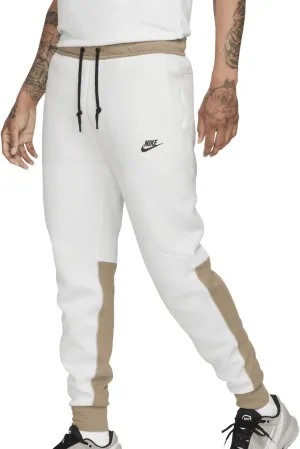 Nike Sportswear Tech Fleece - XL Men's Joggers