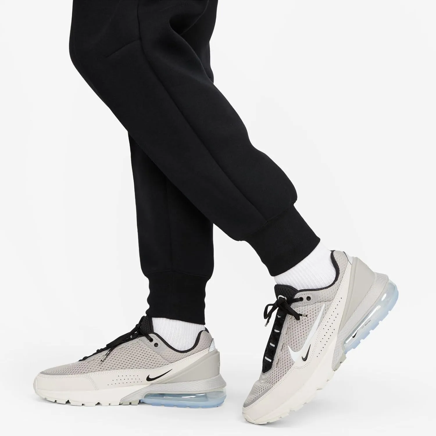 Nike Women's Sporty