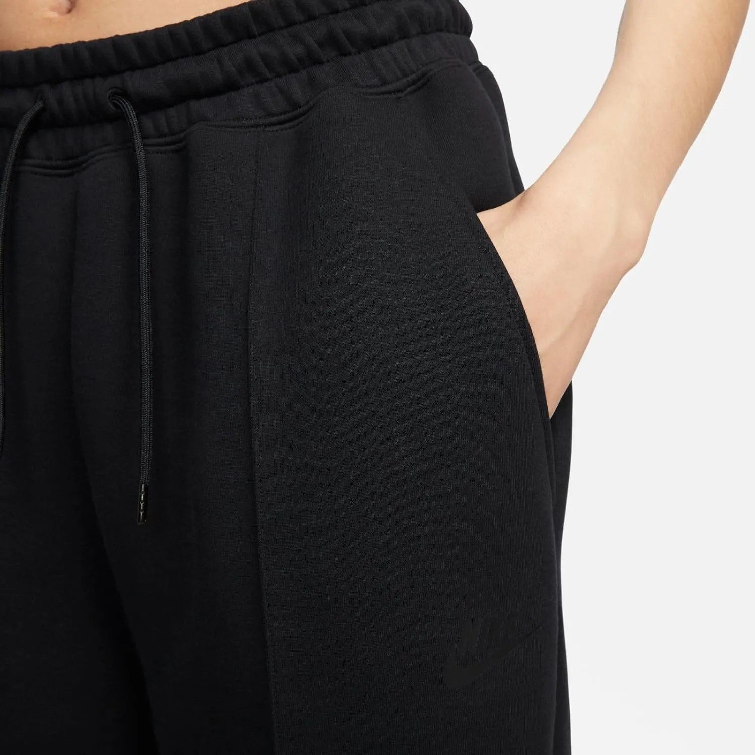 Nike Women's Sporty
