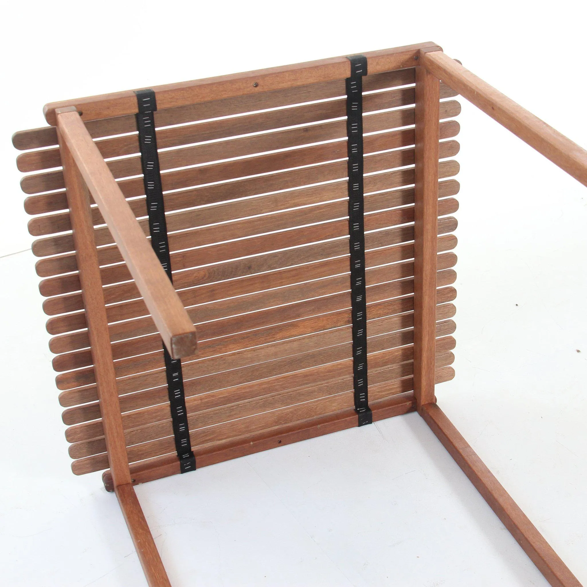 Nomad Table