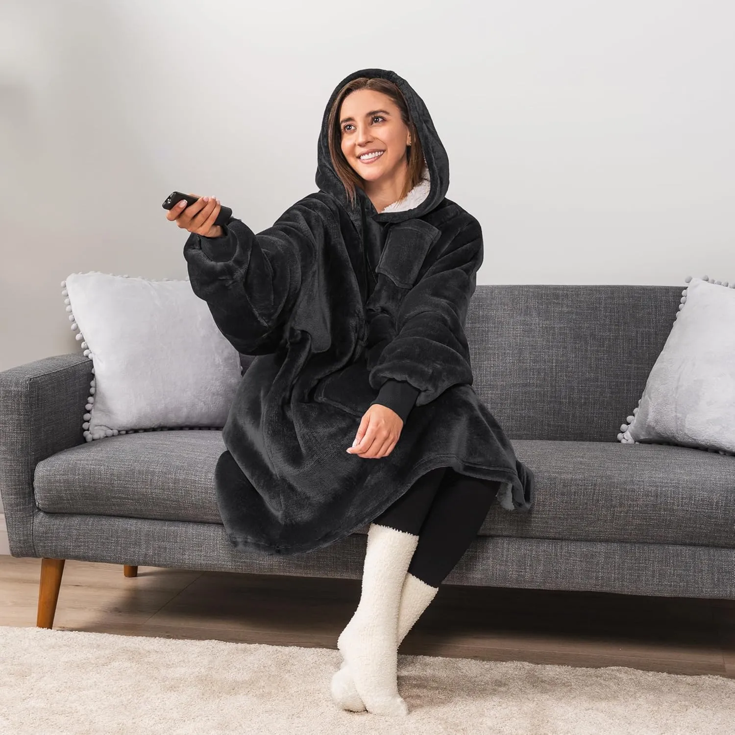 PAVILIA Blanket Hoodie for Women, Sherpa Wearable Blanket Men, Cozy Oversized Sweatshirt Blanket, Hooded Blanket Sweater