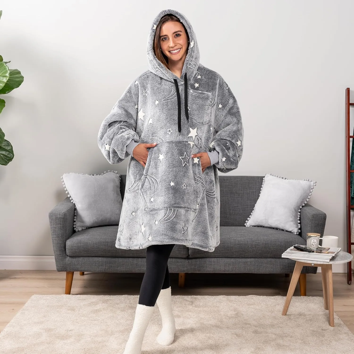 PAVILIA Blanket Hoodie for Women, Sherpa Wearable Blanket Men, Cozy Oversized Sweatshirt Blanket, Hooded Blanket Sweater