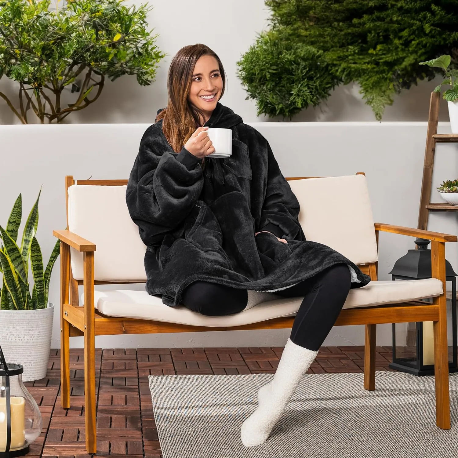 PAVILIA Blanket Hoodie for Women, Sherpa Wearable Blanket Men, Cozy Oversized Sweatshirt Blanket, Hooded Blanket Sweater