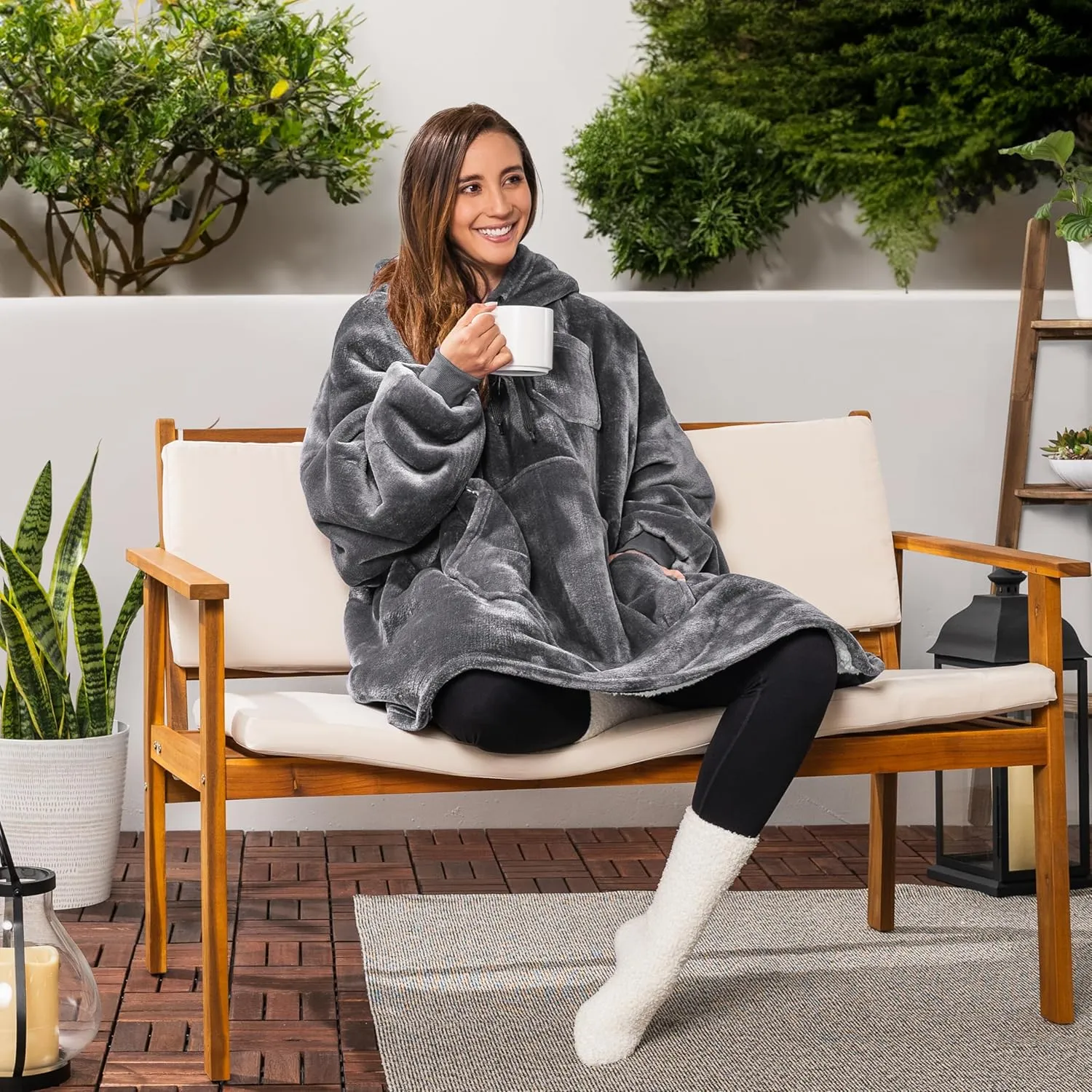 PAVILIA Blanket Hoodie for Women, Sherpa Wearable Blanket Men, Cozy Oversized Sweatshirt Blanket, Hooded Blanket Sweater