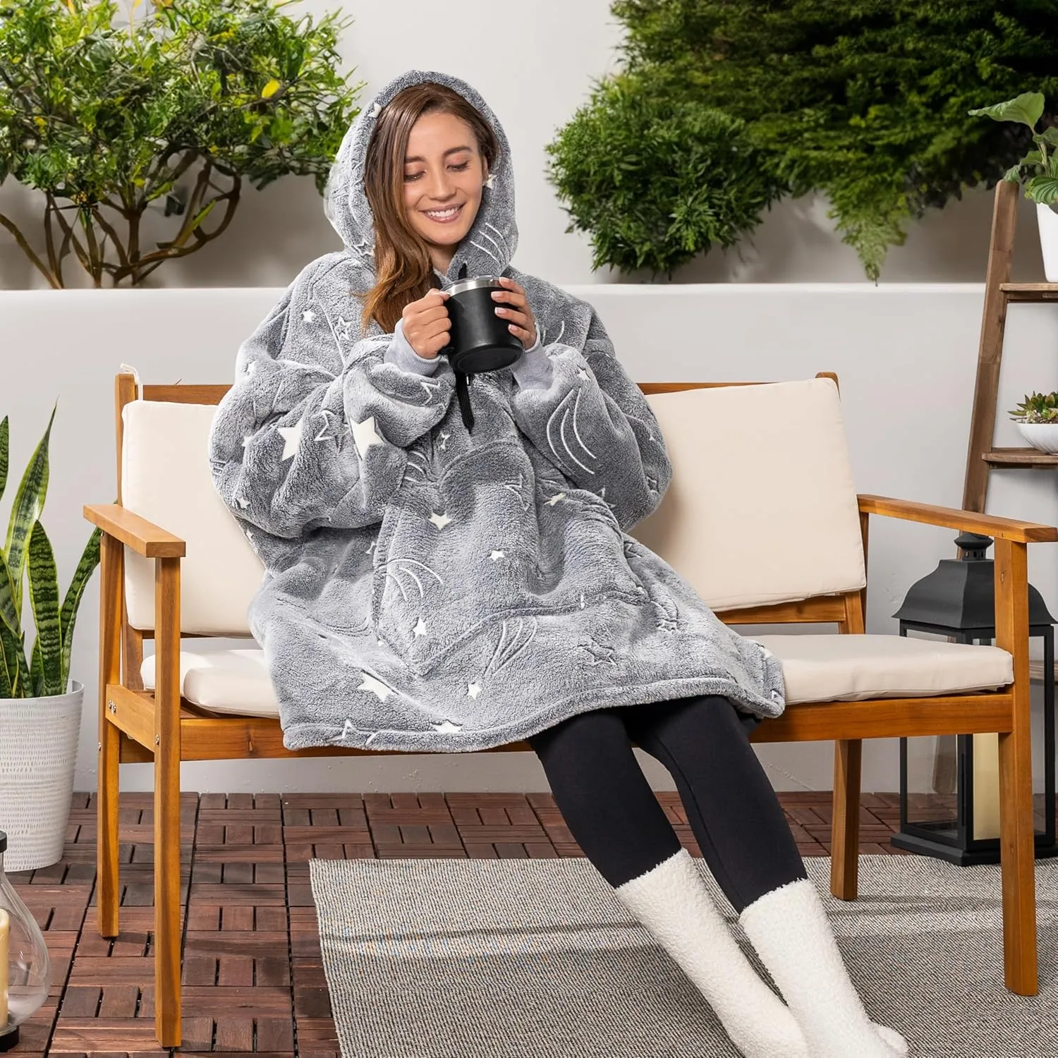 PAVILIA Blanket Hoodie for Women, Sherpa Wearable Blanket Men, Cozy Oversized Sweatshirt Blanket, Hooded Blanket Sweater