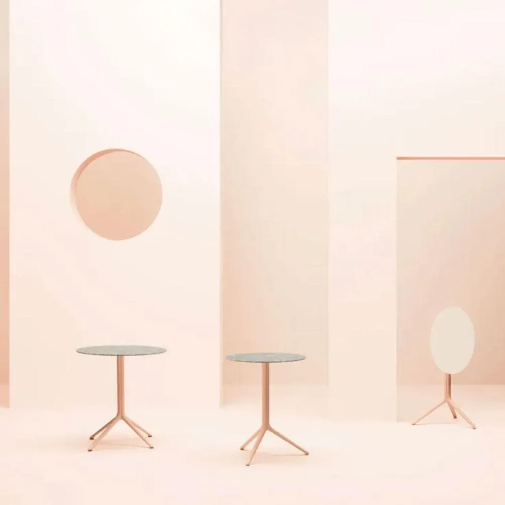 Pedrali Elliot 5470 3-leg table base H.73 cm.