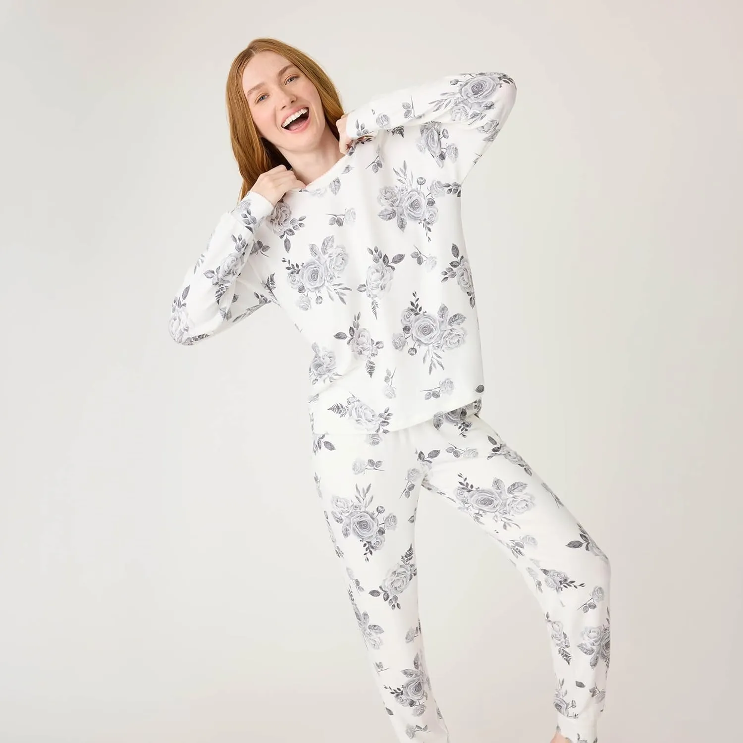 P.J. Salvage Women's Feeling Loved Pajama Set
