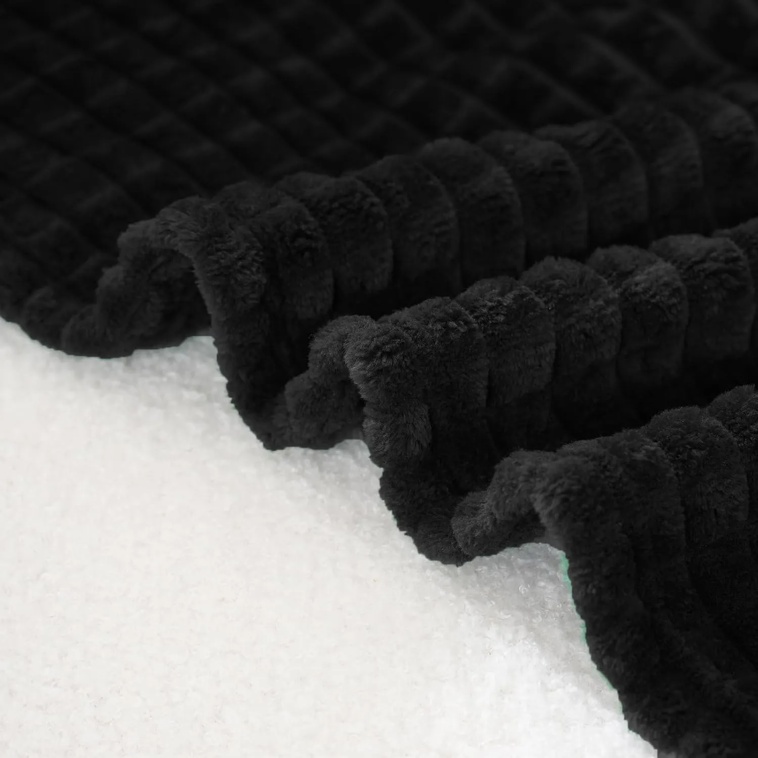 Puncuntex Flannel Fleece Throw Blanket Black 60"×80",Super Soft Plush Cozy Blanket with Square Grid Design Luxury for Couch Sofa Chair