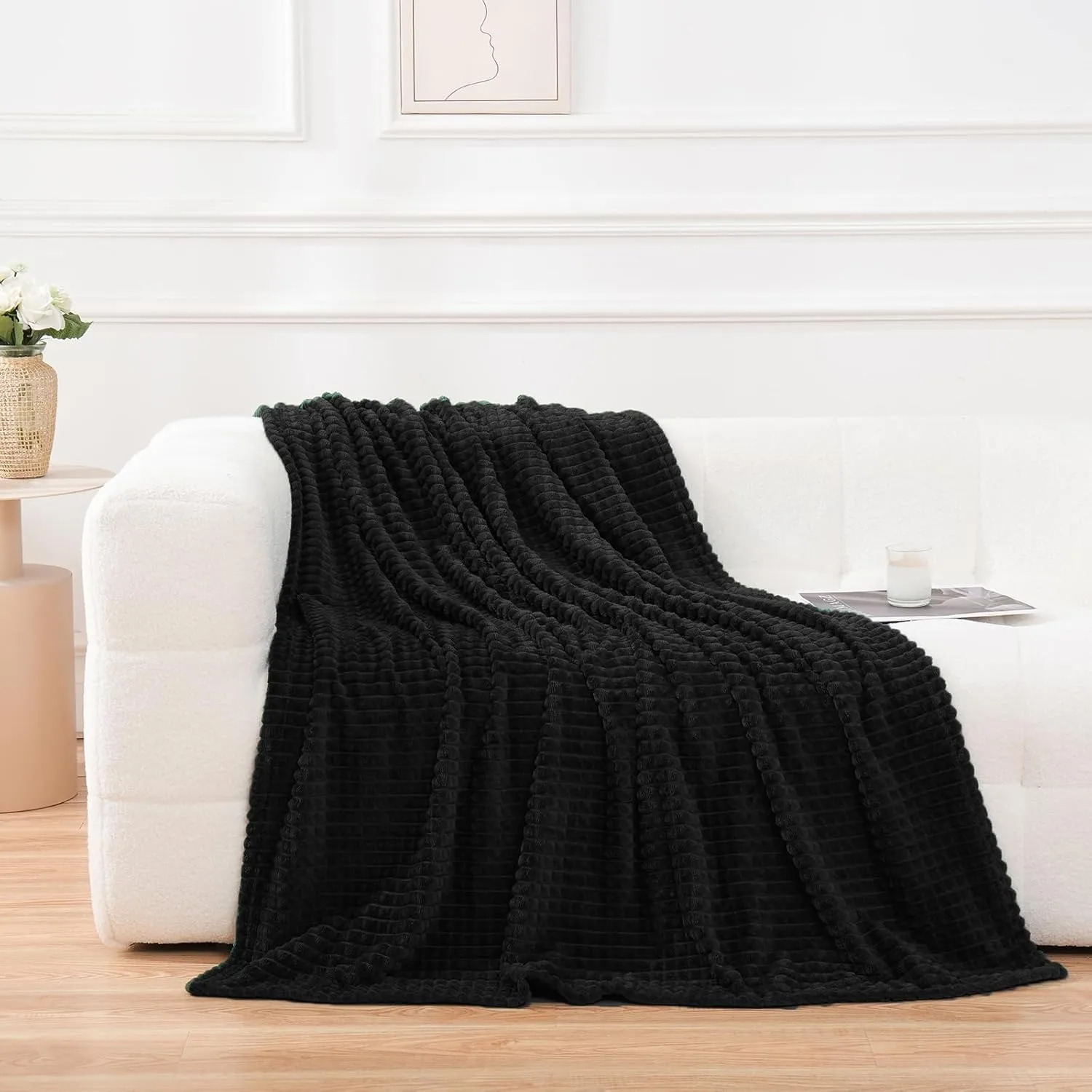 Puncuntex Flannel Fleece Throw Blanket Black 60"×80",Super Soft Plush Cozy Blanket with Square Grid Design Luxury for Couch Sofa Chair
