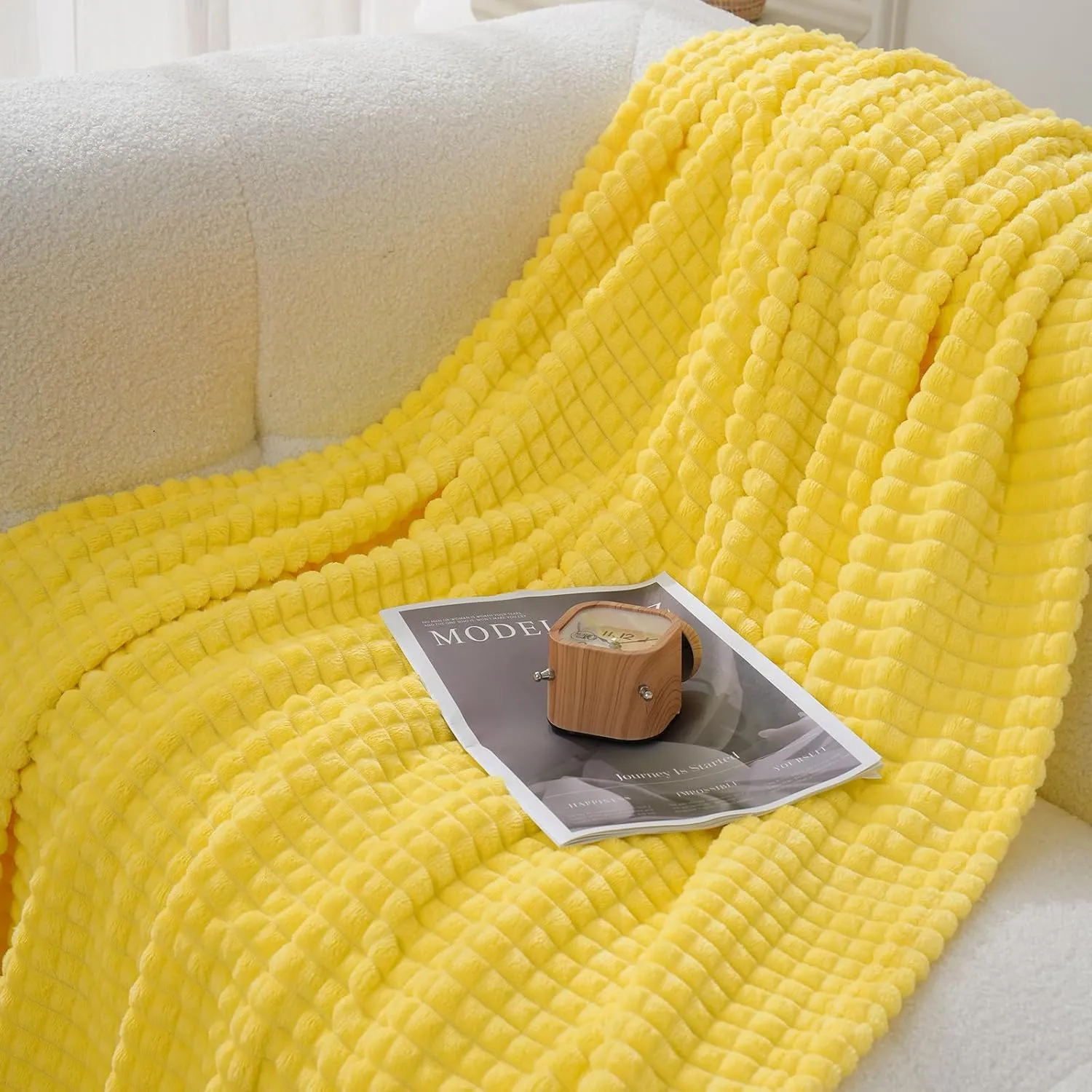Puncuntex Flannel Fleece Throw Blanket Bright Yellow 60"×80",Super Soft Plush Cozy Blanket with Square Grid Design Luxury for Couch Sofa Chair