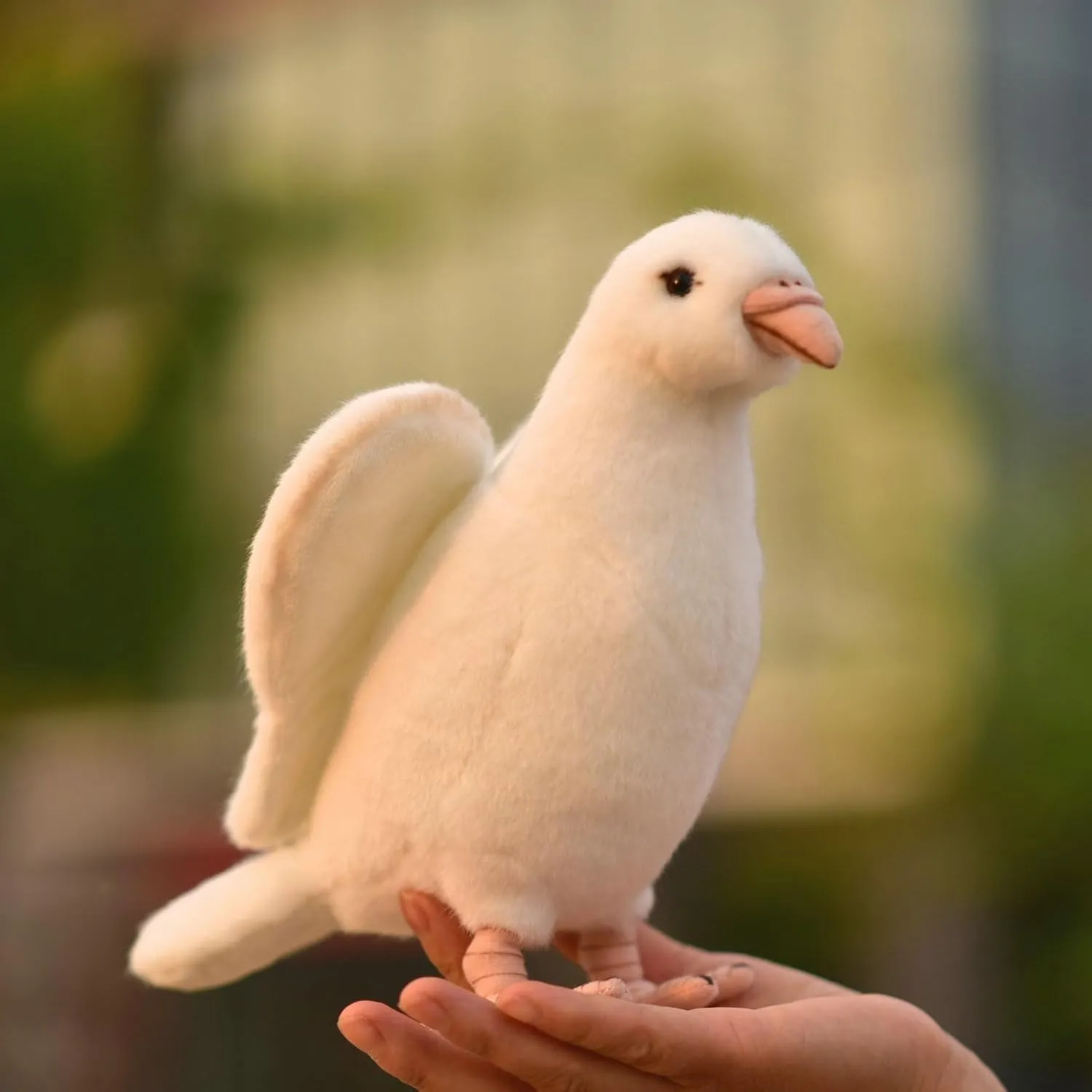Simulation White Dove Plush Toy. Stuffed Animal Pigeon Doll. The Bird has Aluminum Wires on Both feet and can Stand Firmly. (There is no Aluminum Wire on Both feet and it Cannot Stand Firmly.)