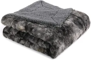 Soft Fuzzy Faux Fur Throw Blanket - Fluffy Warm Cozy Lightweight Reversible Gray Wolf Fur Plush Sherpa Blanket, 60" x 75"