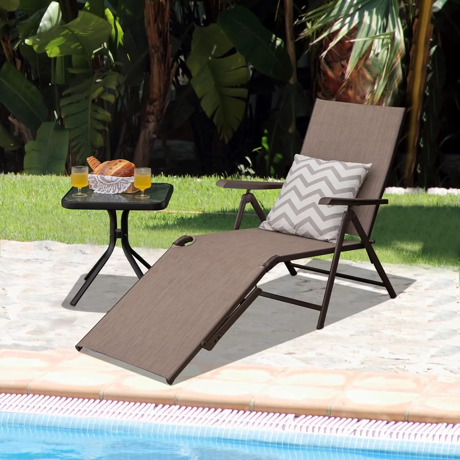 Tangkula Folding Lounge Chair Outdoor, Recliner Chaise Lounge with 5-Position Adjustable Backrest & 2-Position Footrest, No Assembly Required, Suitable for Patio Poolside Beach Yard (1, Brown)