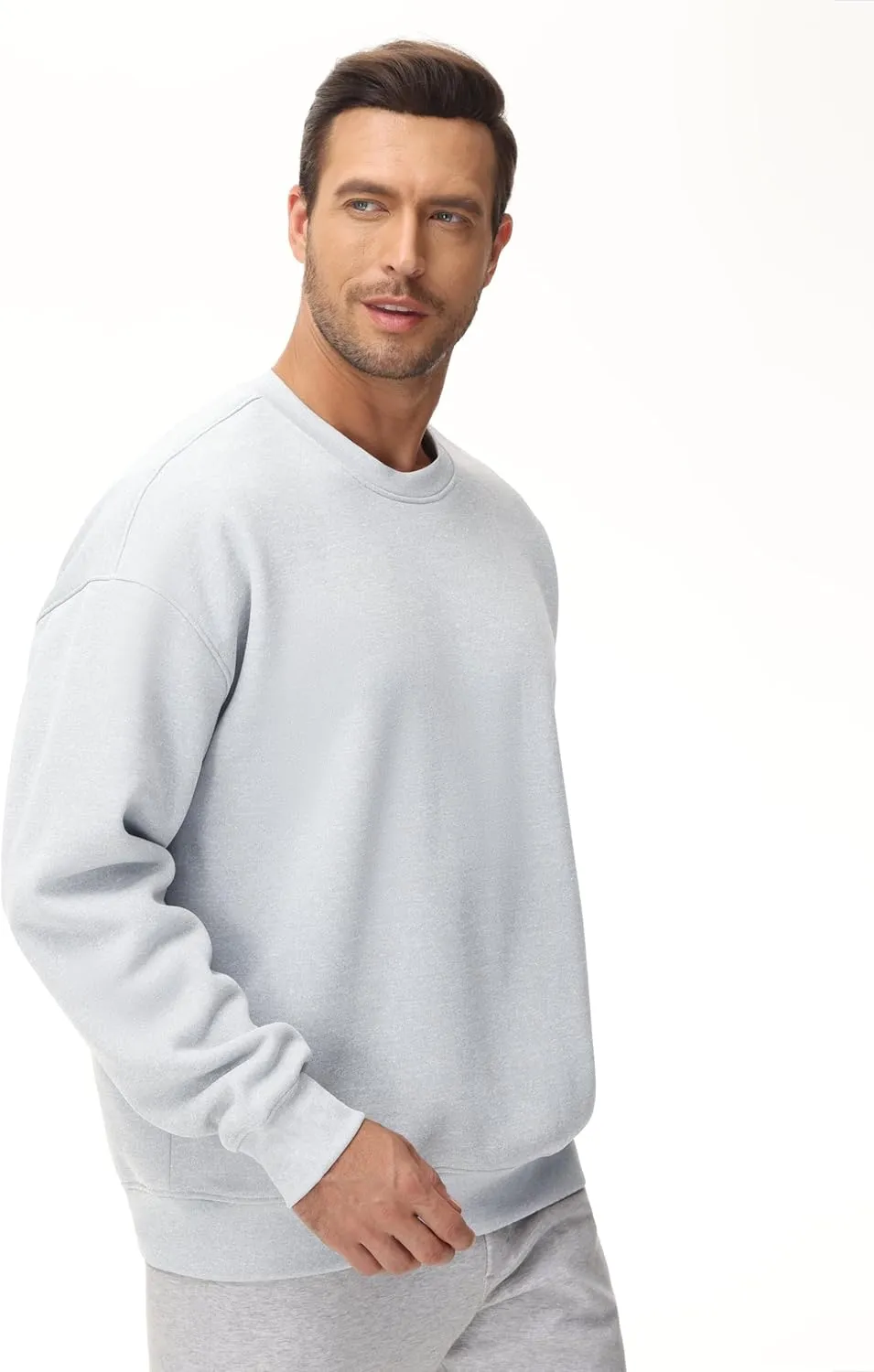 THE GYM PEOPLE Men's Fleece Crewneck Sweatshirt Thick Loose fit Soft Basic Pullover Sweatshirt