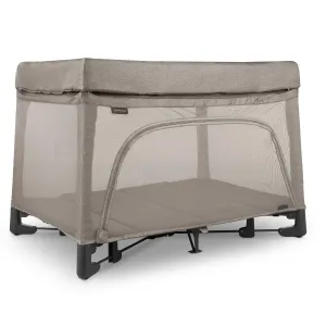 UPPAbaby Remi Playard | Deluxe 3-in-1 Portable Playard, Bedside Bassinet   Travel Crib| Mesh Bassinet, Mattress, Organic Cotton Mattress Cover   Storage Bag Included | Wells (Dark Taupe Mélange)