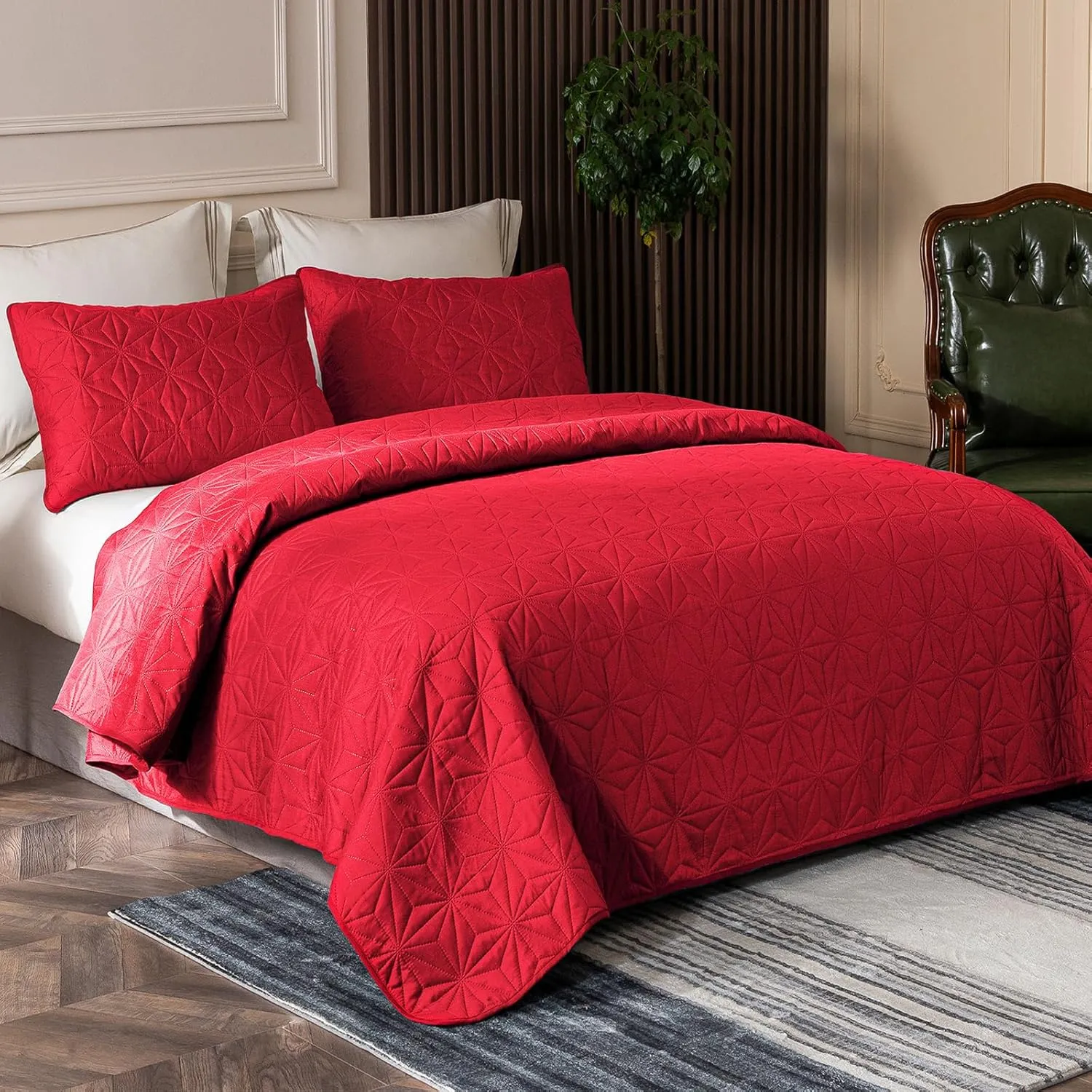 Whale Flotilla King Quilt Bedding Set, Soft Bright Red Bedspreads Quilts King Size for All Seasons, 3 Pieces Lightweight Geometric Star Pattern Coverlet