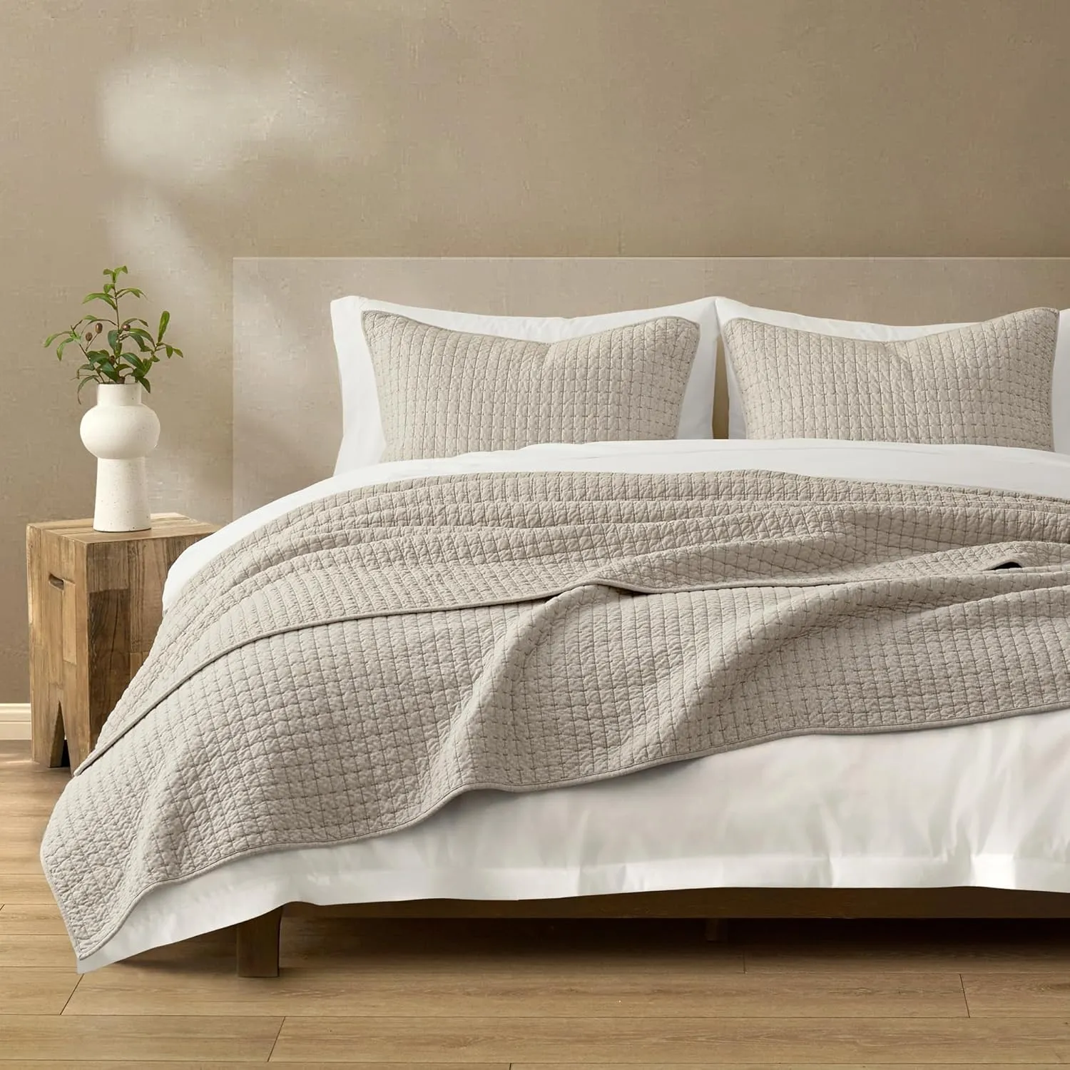 Wonderful 100% Cotton Jersey Knit Quilt - Rice Stitch Light Brown Queen Quilt with Two Pillow Shams - Soft & Breathable, All-Season Use, Hypoallergenic, Prewashed, Bedspread & Coverlet, 94"x94"